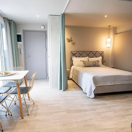 Daire Marianthi Seaview Loft By Rentalspro Services - Halkidiki
